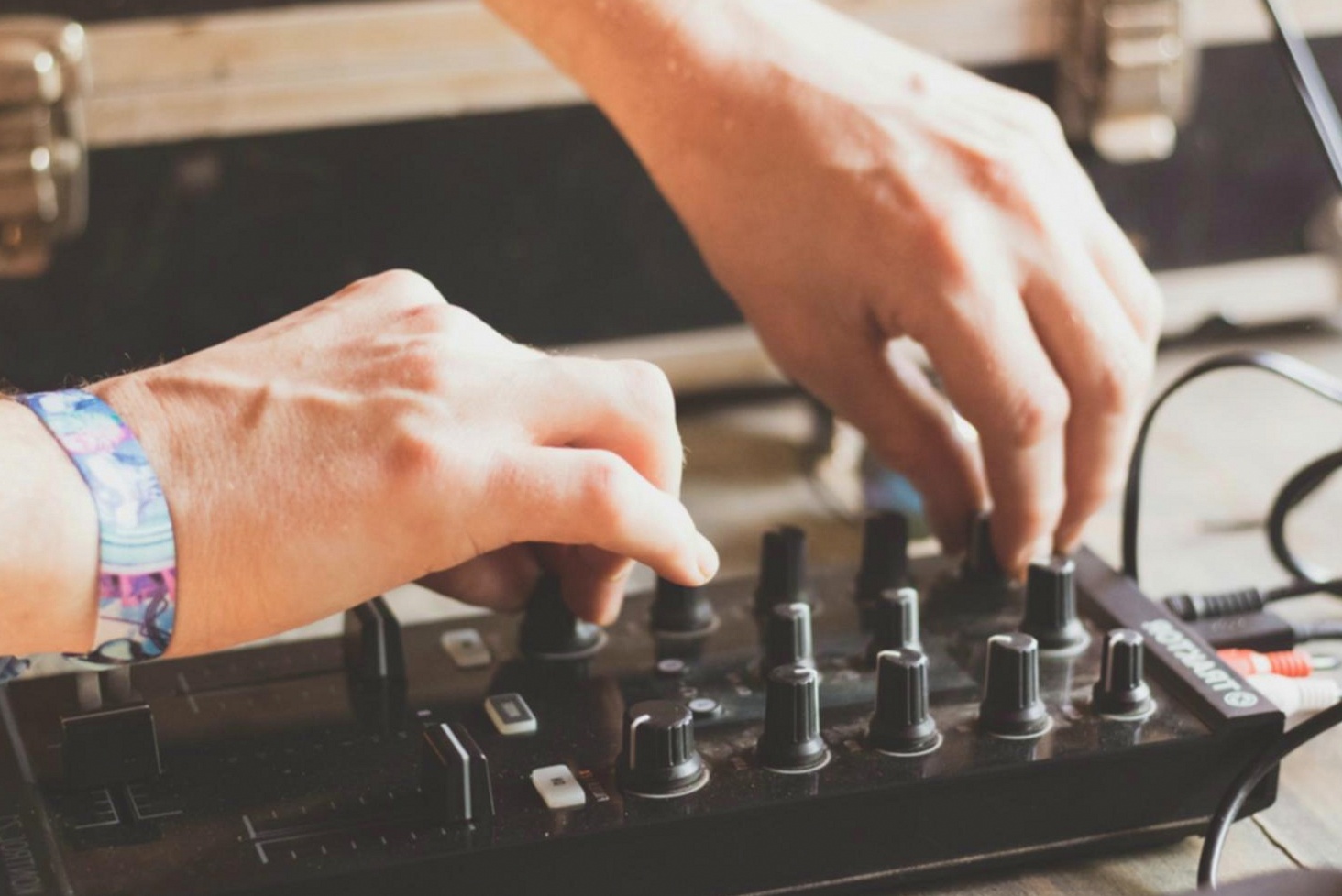 How Improvisers Handle Mistakes — and Why the Recovery Matters More Than the Error